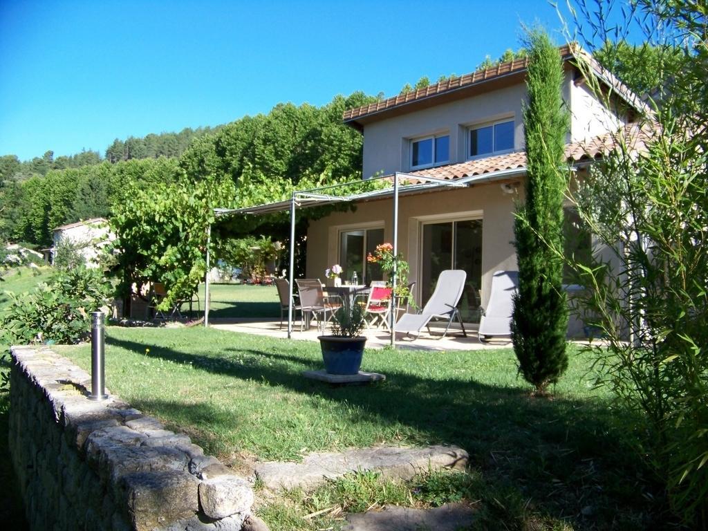 Du Devez Des Bruyeres Prades (Ardeche)